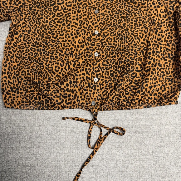 J. Crew Leopard Print Short Sleeve Button-Front Blouse - Picture 2 of 7
